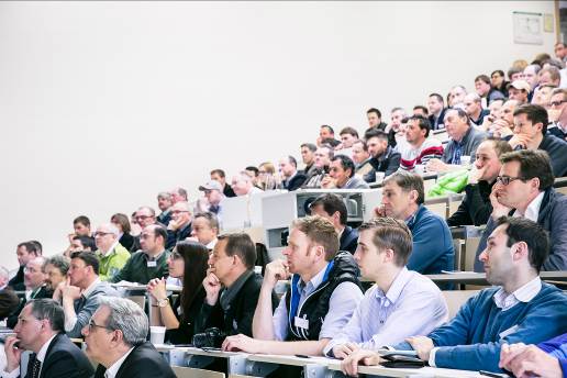 PM_ERLUS_Forum_Bild_2